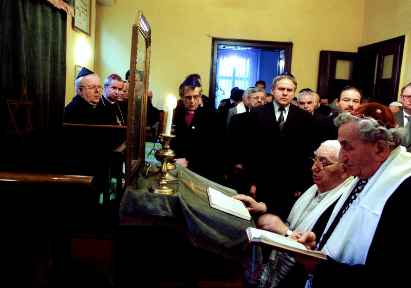 Wystawia fotografii z życia religijnego na Śląsku i Zagłębiu