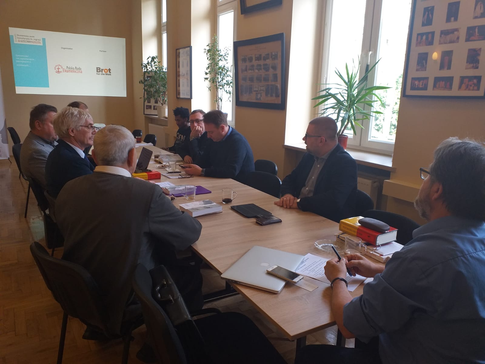 Rozmowy o problemach migrantów