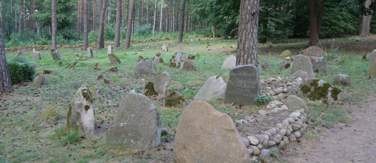 Międzyreligijny apel o poszanowanie cmentarzy